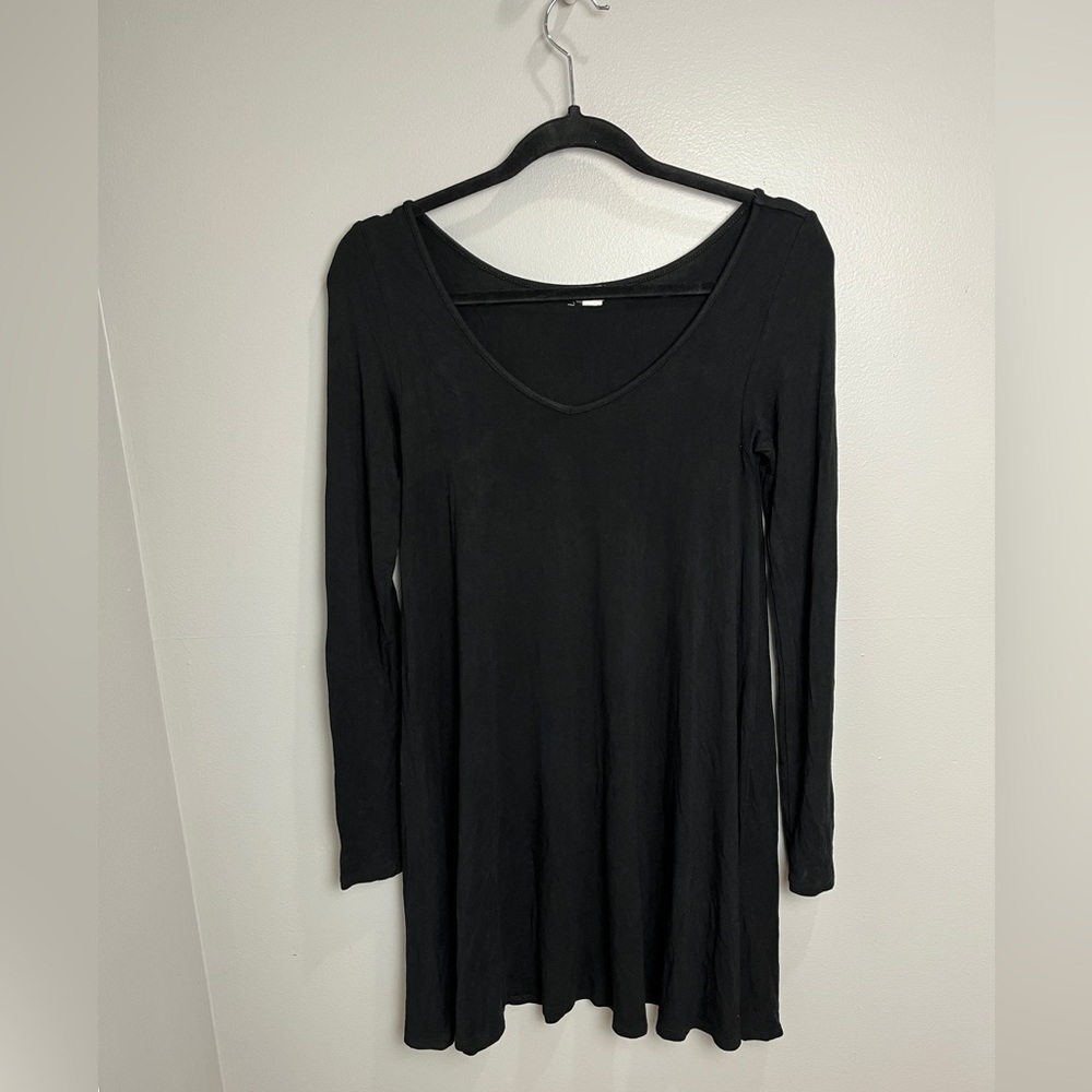 Garage Women’s Black Long Sleeve Flowy Dress